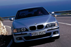 автомобиль BMW E39